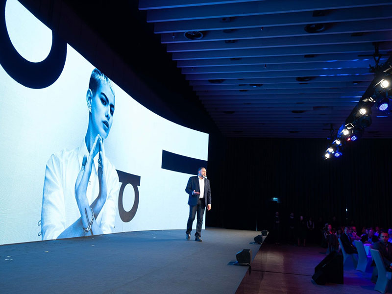 سامسونج تطلق مجموعة جديدة من هواتف سلسة Galaxy S في الإمارات